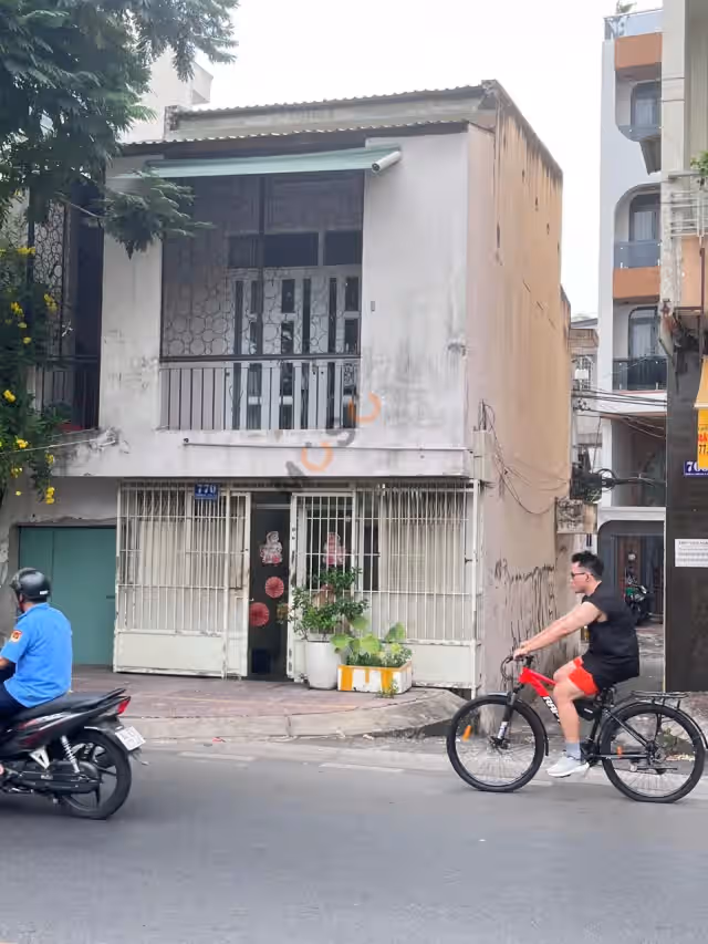 Bán nhà mặt tiền Trường Sa Quận 3, TP.HCM – 3 phòng ngủ, giá 27 tỷ